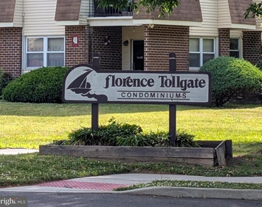 12 Florence Tollgate - Photo Thumbnail 15