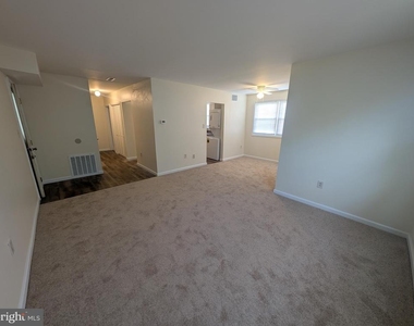 12 Florence Tollgate - Photo Thumbnail 8