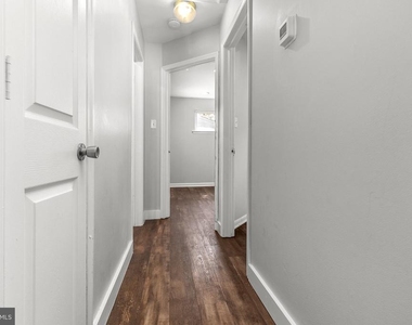 309 California Trail - Photo Thumbnail 20
