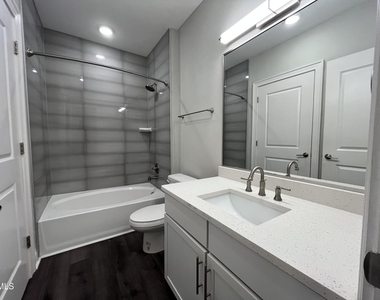 414-309 S White Street - Photo Thumbnail 9
