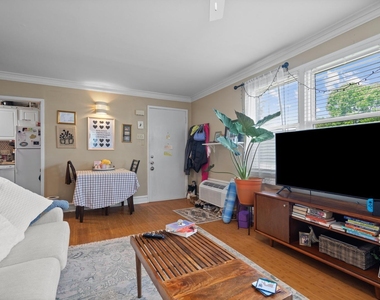 635 Daniels Street - Photo Thumbnail 5