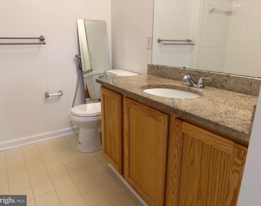268 Regents Circle - Photo Thumbnail 36