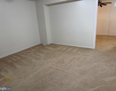 268 Regents Circle - Photo Thumbnail 16
