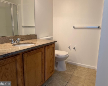 268 Regents Circle - Photo Thumbnail 43