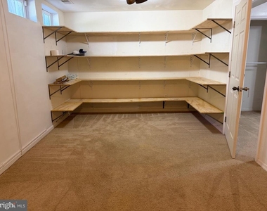268 Regents Circle - Photo Thumbnail 20
