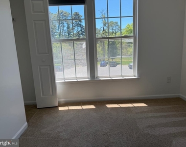 268 Regents Circle - Photo Thumbnail 28