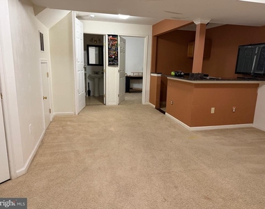 268 Regents Circle - Photo Thumbnail 21