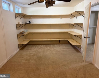 268 Regents Circle - Photo Thumbnail 19
