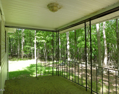 840 Nathaniel Estate Lane - Photo Thumbnail 16