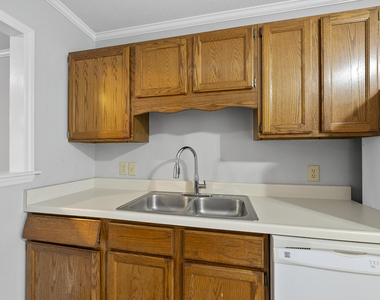 4608 Jacqueline Lane - Photo Thumbnail 12
