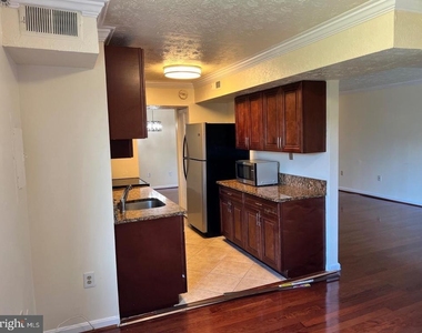 7927 Mandan Road - Photo Thumbnail 5