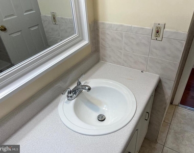 7927 Mandan Road - Photo Thumbnail 16