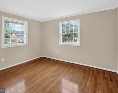 13008 Bellevue Street - Photo Thumbnail 11