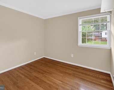 13008 Bellevue Street - Photo Thumbnail 10