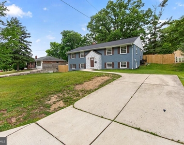 13008 Bellevue Street - Photo Thumbnail 22