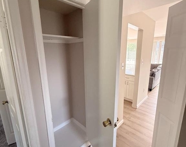 509 Wilson Bridge Drive - Photo Thumbnail 15