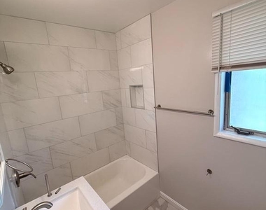 509 Wilson Bridge Drive - Photo Thumbnail 8