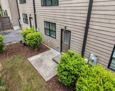 210 Asher Springs Circle - Photo Thumbnail 5