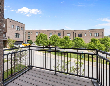 210 Asher Springs Circle - Photo Thumbnail 7