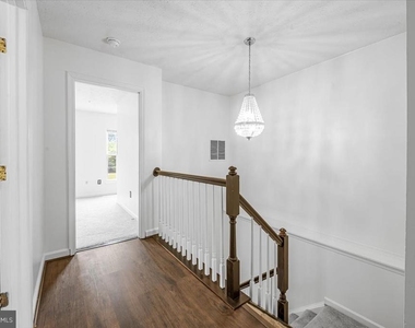 11304 Southlakes Drive - Photo Thumbnail 19
