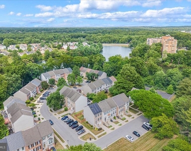 11304 Southlakes Drive - Photo Thumbnail 28