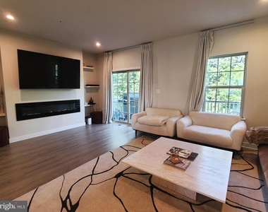 14517 Star View Lane - Photo Thumbnail 2