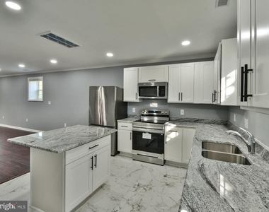 3801 Portal Avenue - Photo Thumbnail 9