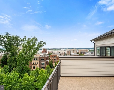 605 Skiff Way - Photo Thumbnail 1
