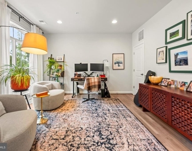 605 Skiff Way - Photo Thumbnail 24