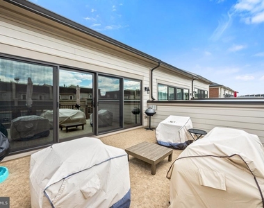 605 Skiff Way - Photo Thumbnail 22