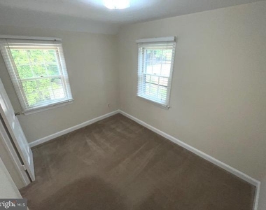 4408 Glenridge Street - Photo Thumbnail 22