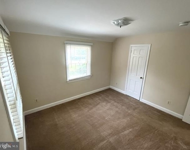 4408 Glenridge Street - Photo Thumbnail 24