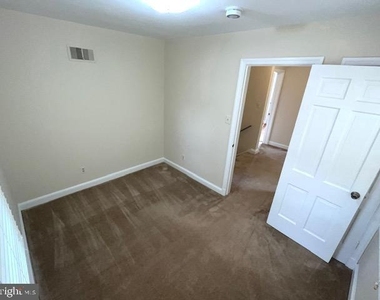 4408 Glenridge Street - Photo Thumbnail 20