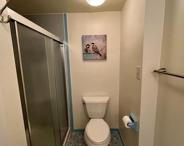 4408 Glenridge Street - Photo Thumbnail 32