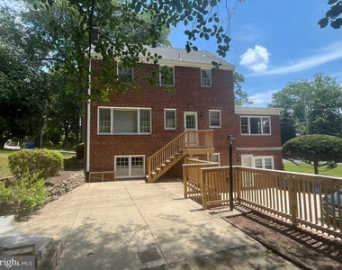 4408 Glenridge Street - Photo Thumbnail 29