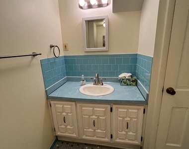 4408 Glenridge Street - Photo Thumbnail 33