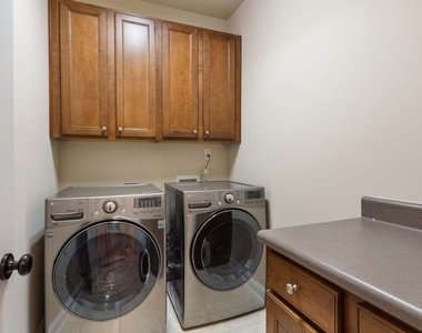 8620 Forester Lane - Photo Thumbnail 30