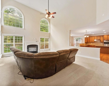 8620 Forester Lane - Photo Thumbnail 6