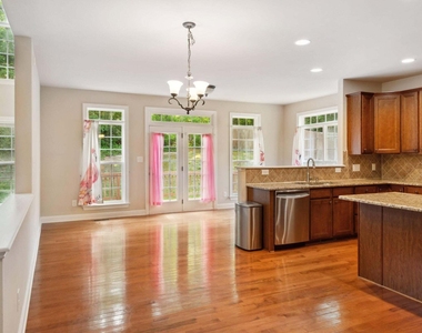 8620 Forester Lane - Photo Thumbnail 9