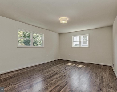 9902 Belhaven Road - Photo Thumbnail 17