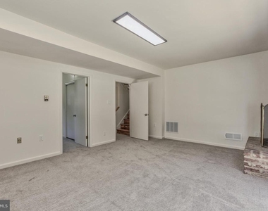 9902 Belhaven Road - Photo Thumbnail 24