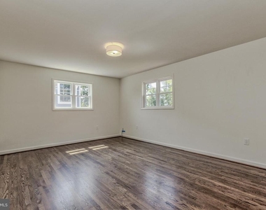 9902 Belhaven Road - Photo Thumbnail 20