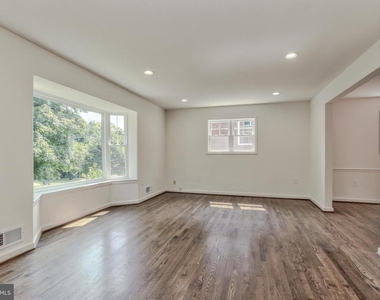 9902 Belhaven Road - Photo Thumbnail 3