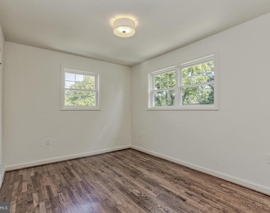 9902 Belhaven Road - Photo Thumbnail 12