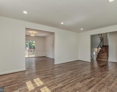 9902 Belhaven Road - Photo Thumbnail 6