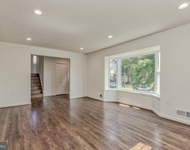 9902 Belhaven Road - Photo Thumbnail 5