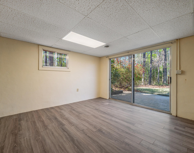 433 Holly Oak Court - Photo Thumbnail 31