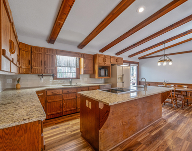 433 Holly Oak Court - Photo Thumbnail 10