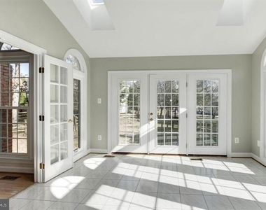 14213 Floral Park Drive - Photo Thumbnail 20