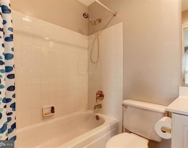 14213 Floral Park Drive - Photo Thumbnail 29